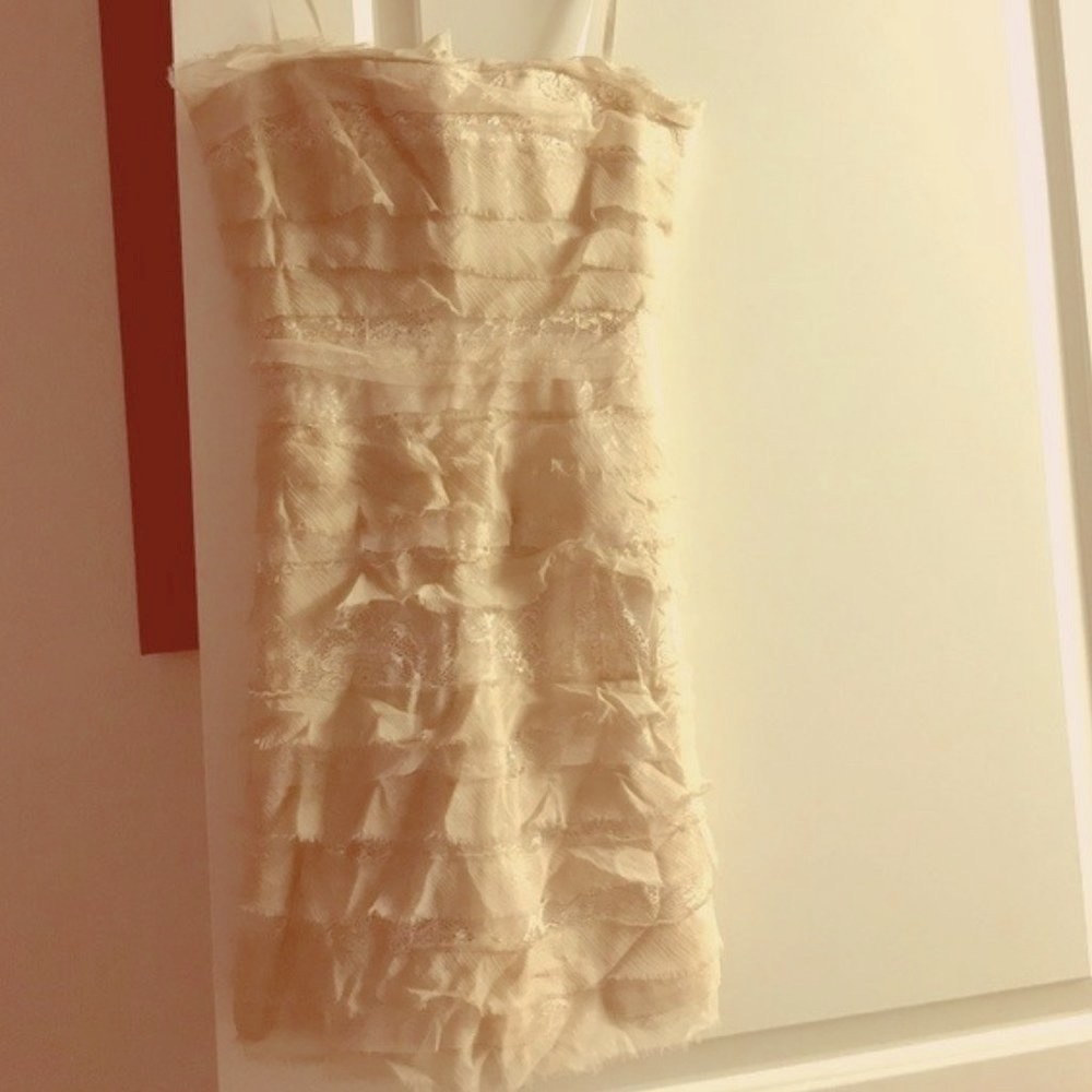 BCBG Max Azria Strapless Ruffle Dress! Beautiful! Perfect 4 Date Night! 💕 S/XS